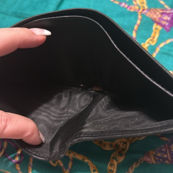 GUCCI leather bifold wallet with coin pouch - Picture 5 of 8